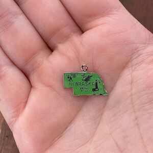 Vintage 925 Sterling Silver Green Enamel "Nebraska" State Map Pendant Charm